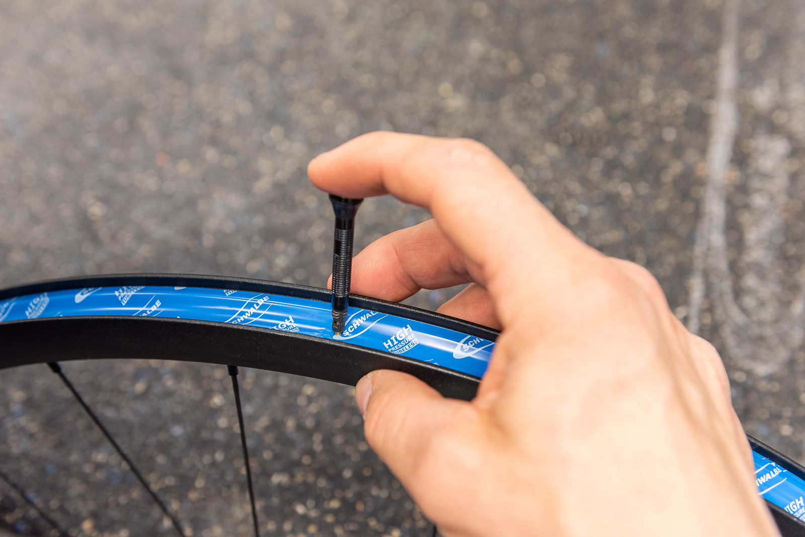 Workshop: Tubeless-Reifen fr Rennrad & Gravelbike montieren