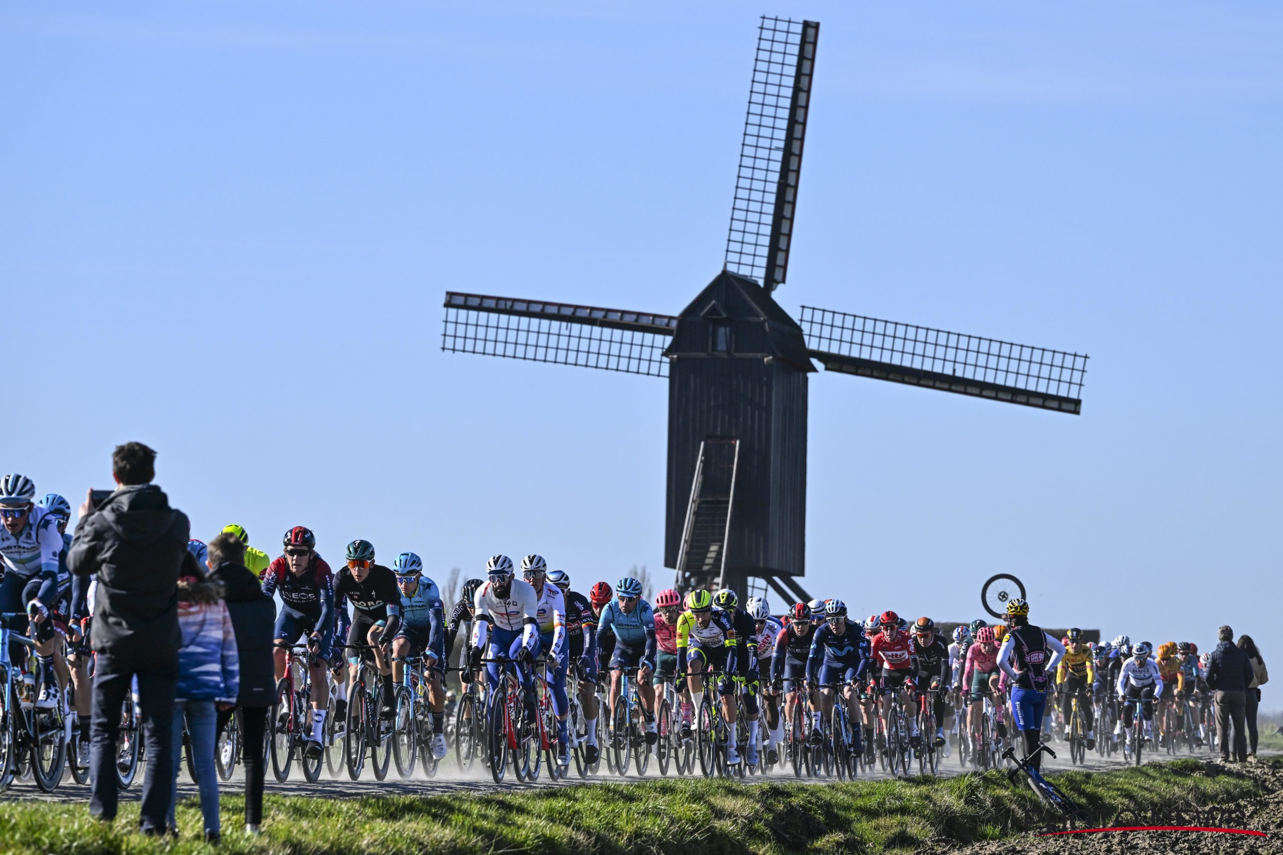 Radrennen: Frühjahrsklassiker Omloop Het Nieuwsblad